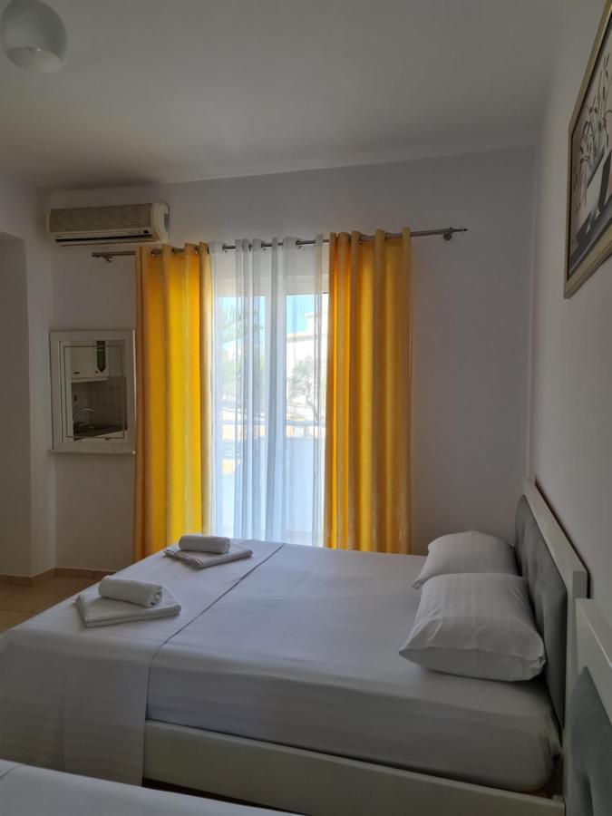 Summer Time Hotel Ksamil Ngoại thất bức ảnh