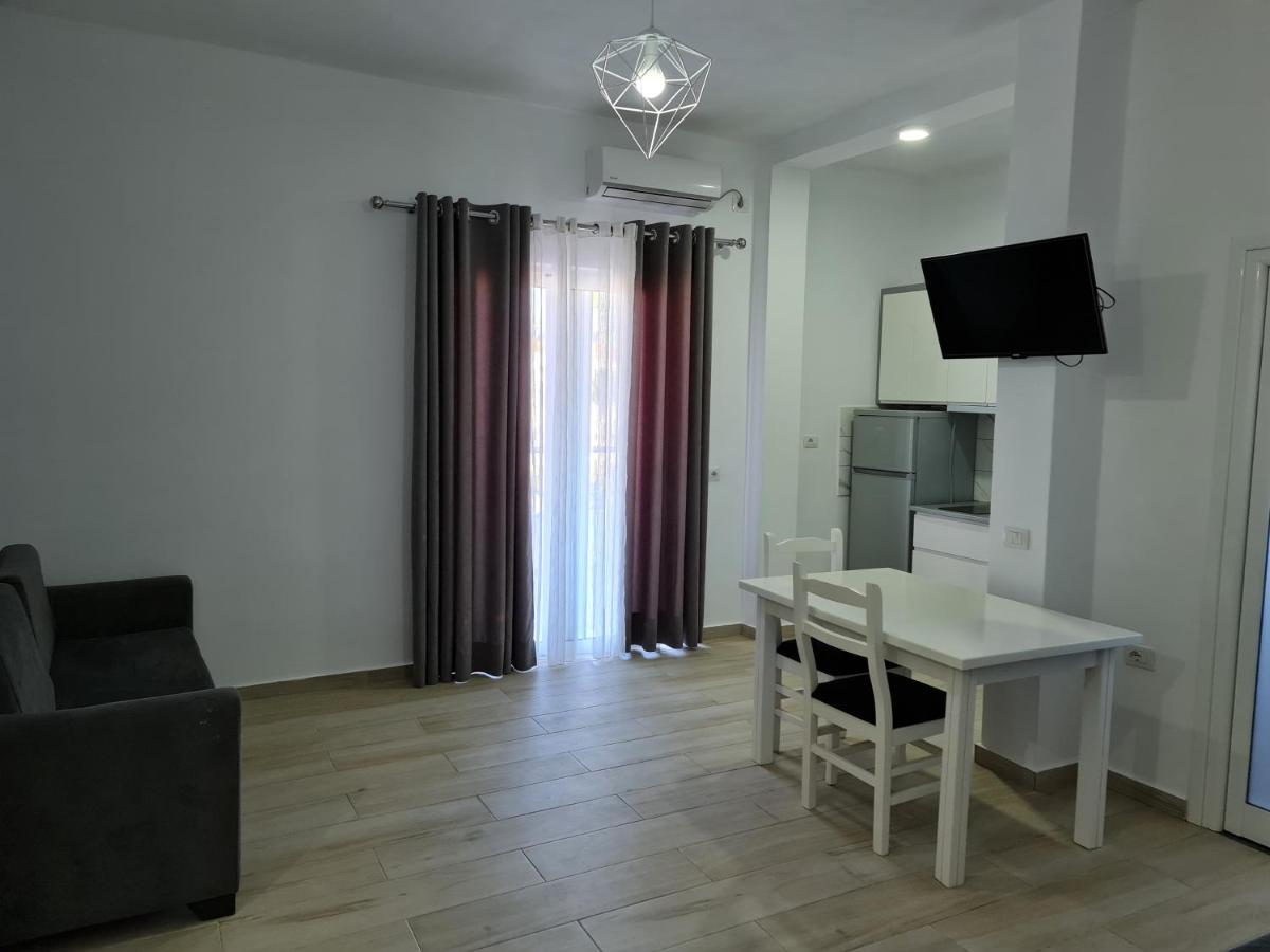 Summer Time Hotel Ksamil Ngoại thất bức ảnh